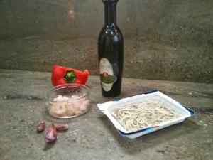 Ingredientes de las gulas al ajillo